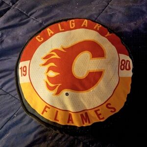 Calgary Flames Fan Pillow - Red and Yellow